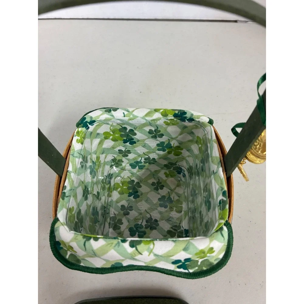 Longaberger 2009 St Patricks‎ Day Basket Green Lid Liner Protector Shamrock